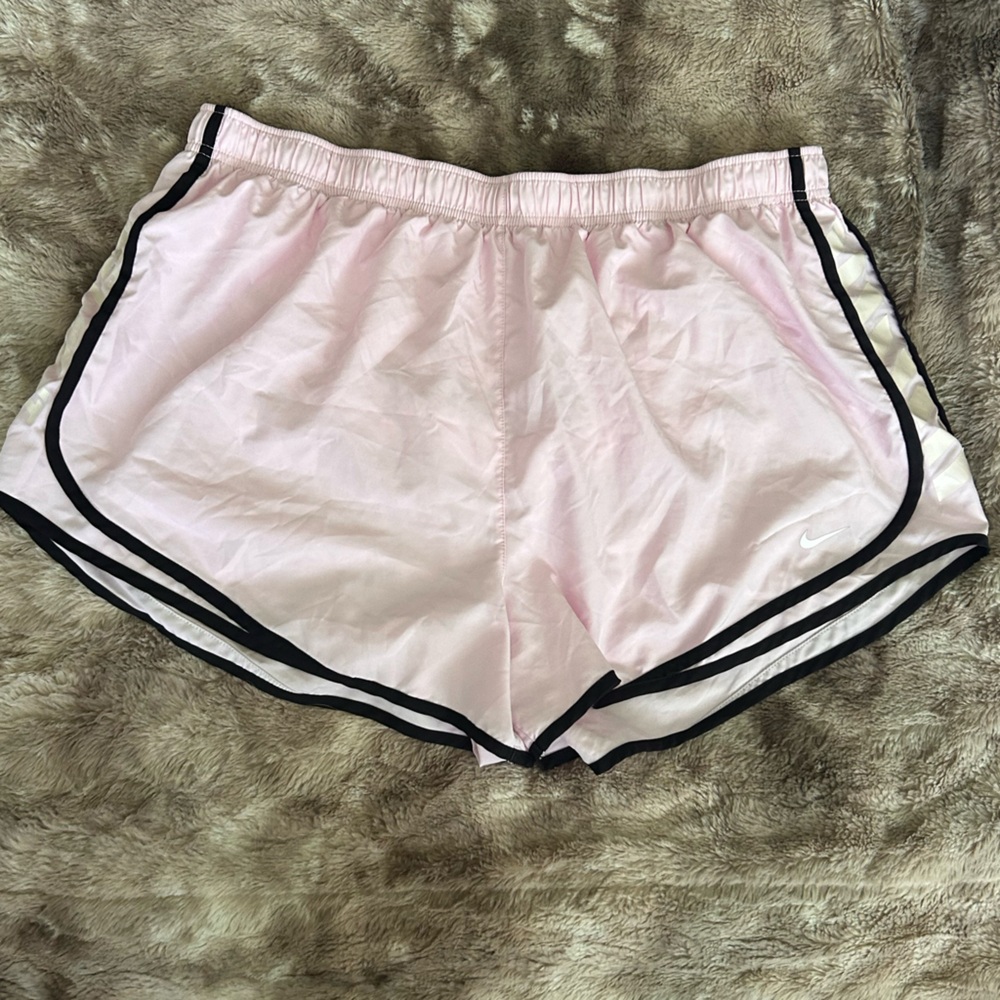 Nike Women's Dri-FIT Tempo Short